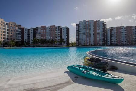 Departamento En Cancun Con 7 Albercas Tipo Playa Y Laguna מראה חיצוני תמונה