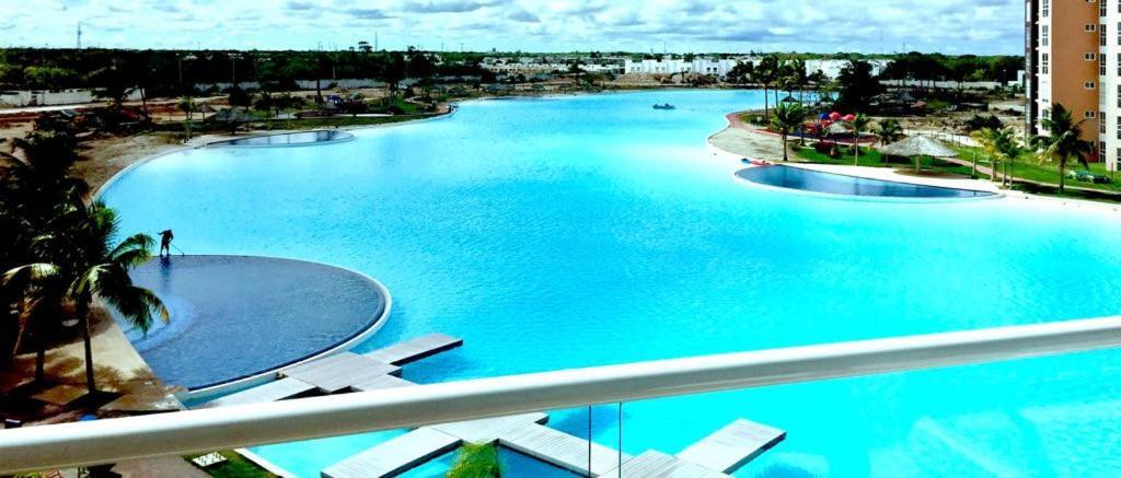 Departamento En Cancun Con 7 Albercas Tipo Playa Y Laguna מראה חיצוני תמונה