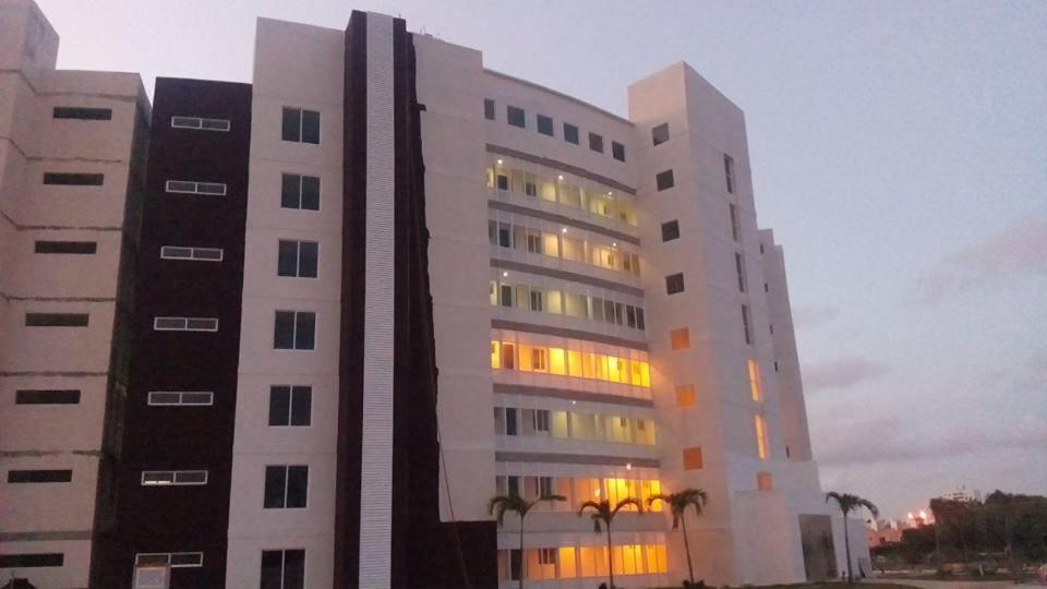 Departamento En Cancun Con 7 Albercas Tipo Playa Y Laguna מראה חיצוני תמונה
